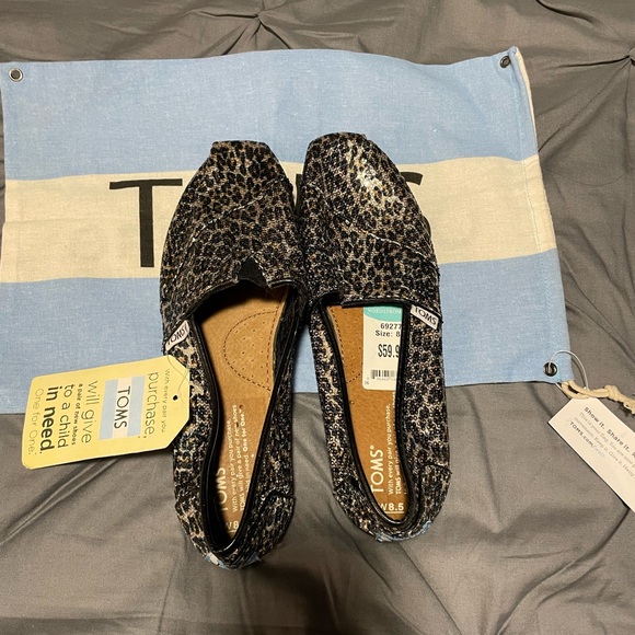 New Never Worn Women’s Tom’s Alpargata Leopard Sequin Sparkle - Picture 4 of 5